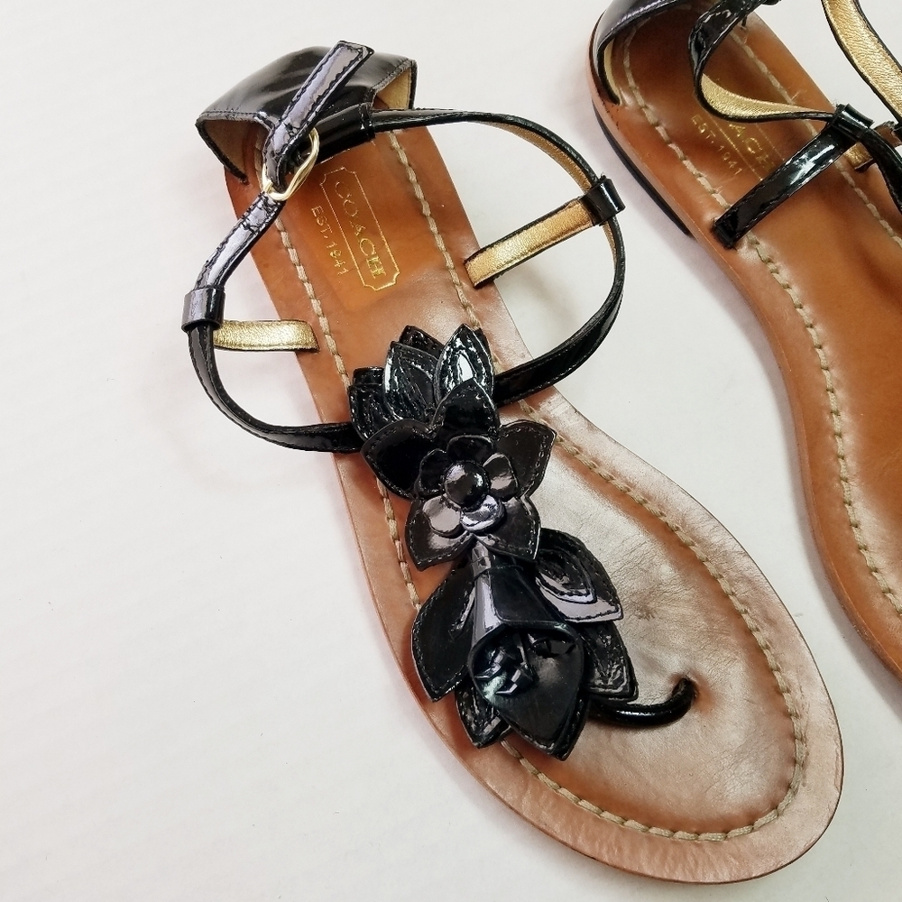 🌸 Coach | Patent Leather Flower Thong Sandals 7, Black - Picture 8 of 8